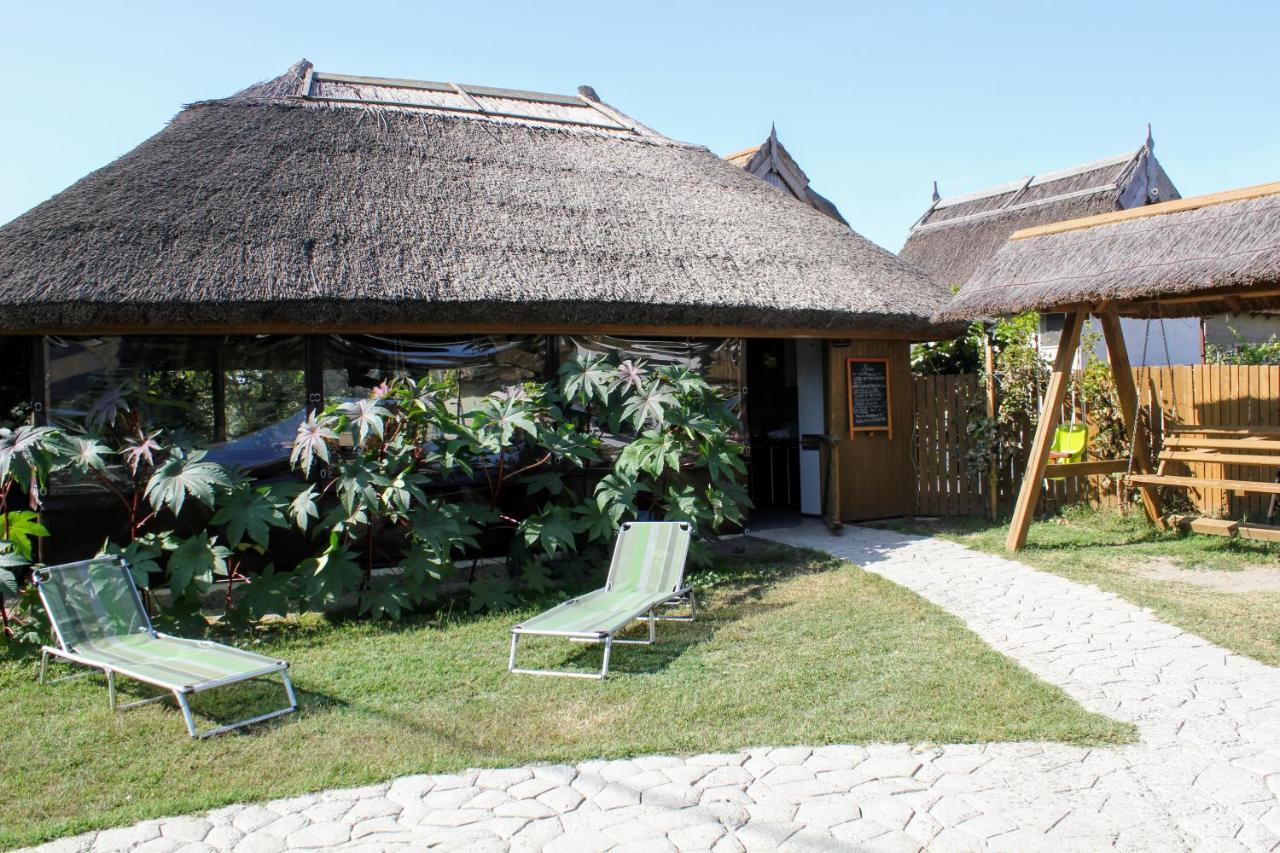 Cerdacul Cu Stuf Hotel Sfântu Gheorghe Buitenkant foto